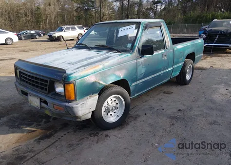 1992 Mitsubishi Mighty Max / S z USA, uszkodzony, nr VIN JA7FL24W3NP003207